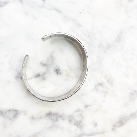 Sterling Elephant Caravan Cuff - Picture 5 of 6